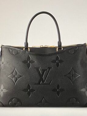 LOUIS VUITTON Trianon MM - M46487.